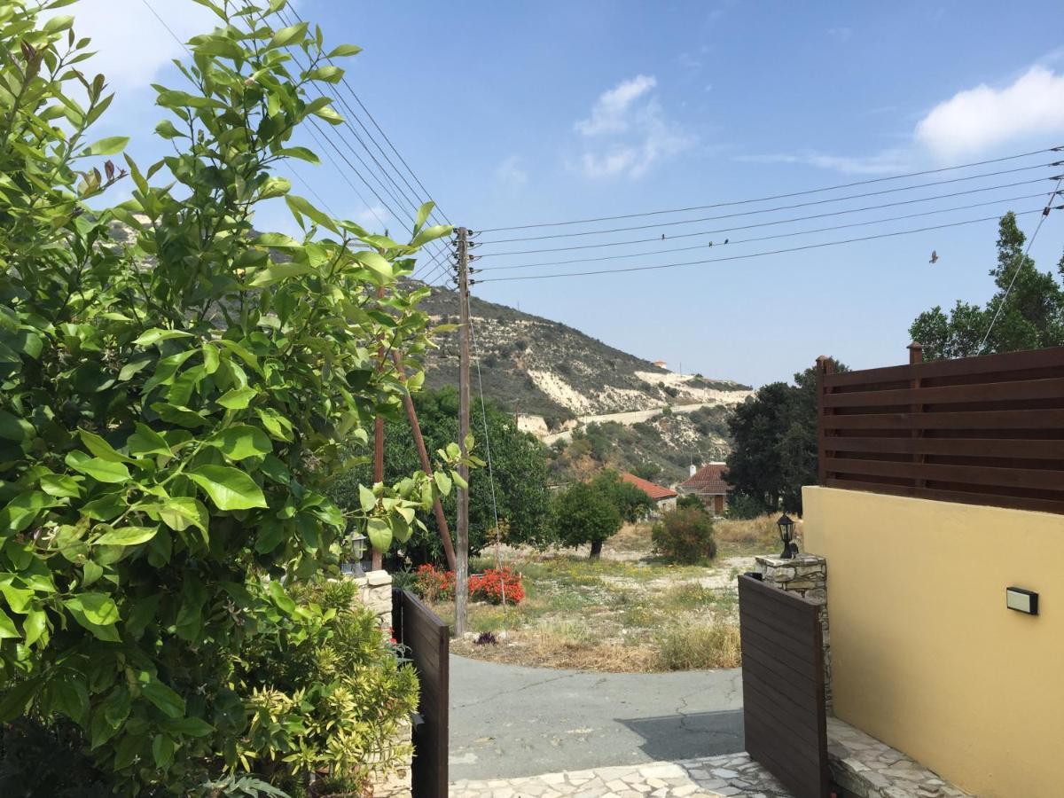Katikia Emma Vila Kato Drys Exterior foto